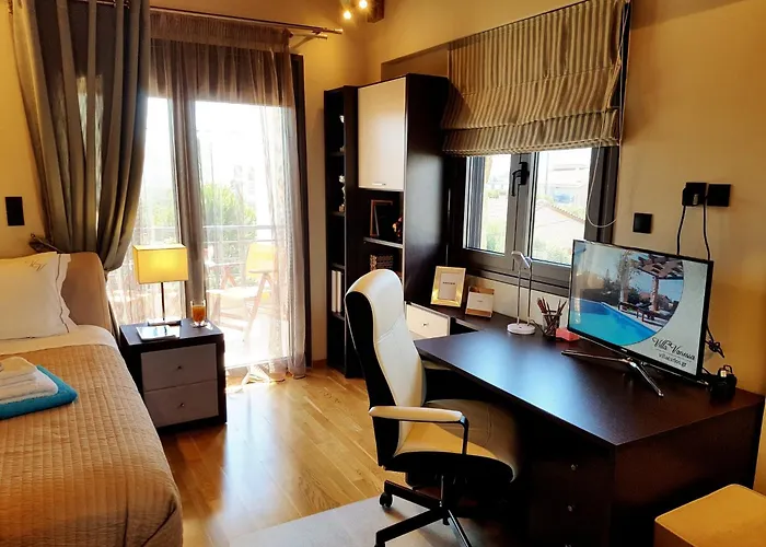 Vanessa * Agios Vasilios (Peloponnese)